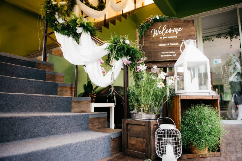 คุณอาร์มและคุณหนิง